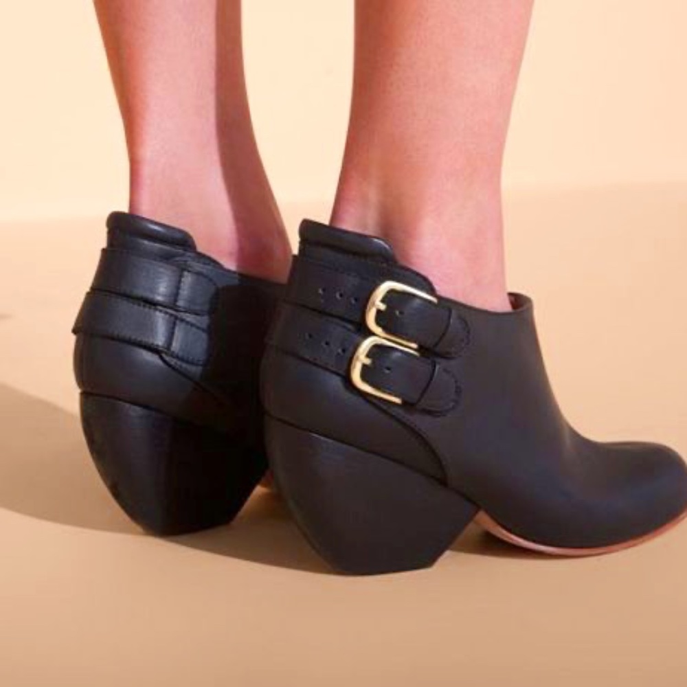 Rachel Comey Barbaro Ankle Booties Size: 7 1/2